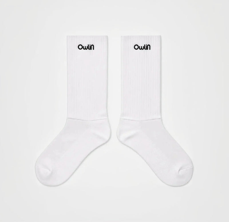 Chaussettes velo aero blanches Owlin fabriquees en Italie