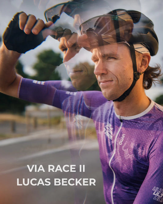 Lucas Becker au départ de la Via Race II - Owlin.cc